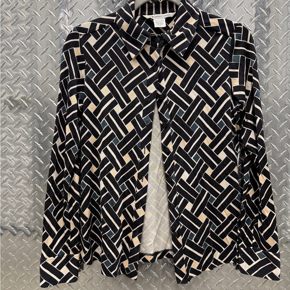Diane Von Furstenberg Black and Cream Geometric Blouse